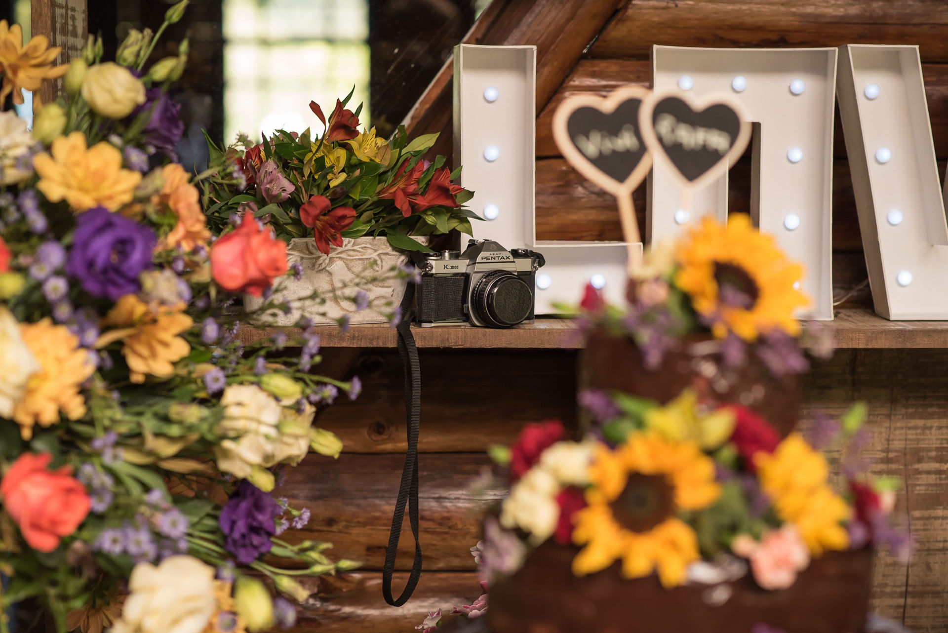 decoração casamento letreiro love