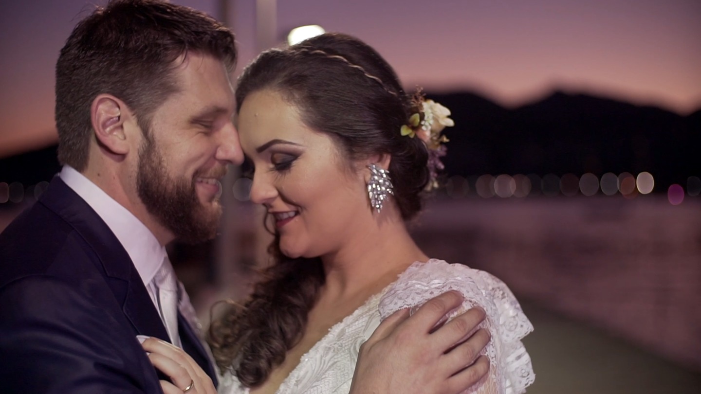 A importância do vídeo de casamento - e quantos formatos existem no mercado? A importância do vídeo de casamento - e quantos formatos existem no mercado?